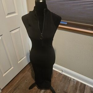 ⭐️Trouve Black Midi Dress with Zipper Detail